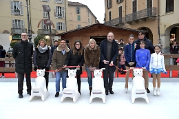 Ad Asti si inaugura la pista sul ghiaccio