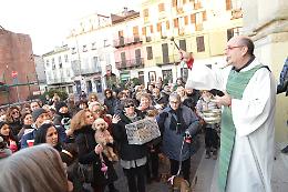 Cani, gatti, criceti in chiesa a Santa Caterina per una benedizione