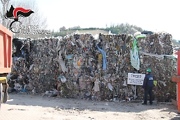 Sequestrate 5 mila tonnellate di rifiuti in un centro di stoccaggio del Nicese