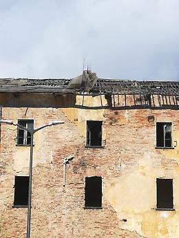 A fuoco una mansarda a Moncucco Torinese e decine di intervento causa vento forte