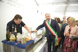 In piazza del Palio, ad Asti, prosegue la Fiera di San Secondo