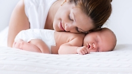 Domenica si celebra la mamma: alle origini di questa festa