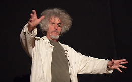 Comici di Zelig e Colorado sul palco per ricordare Edoardo Civitate