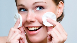 Pelle luminosa, i benefici di collagene e acido ialuronico