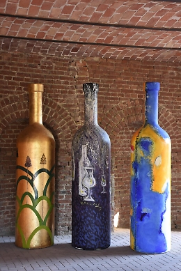 A Mombercelli arrivano le bottiglie giganti in omaggio al territorio