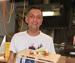 La Piadina.At spegne le dieci candeline nel segno dell'artigianalit&agrave;