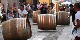 Domenica a Nizza Monferrato corrono le botti