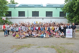 Consegnati dalla Nuova Provincia i premi didattici alla scuola Pascoli