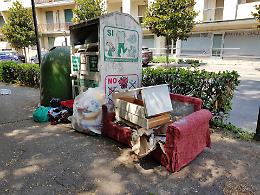 Asti: una discarica a pochi metri dalle Antiche Mura