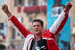 Trionfa la Giraffa con Atzeni, Chiocciola beffata sul bandierino