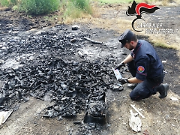 Isola, l'ex cava dei Roeri usata come inceneritore a cielo aperto