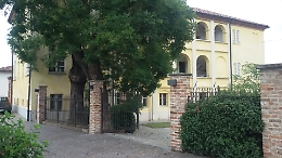 Isola d'Asti, la casa natale del Generale Govone si apre al pubblico per un sabato sera di cinema all'aperto e cucina