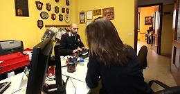 Perseguita l'ex compagna madre di quattro figli piccoli: arrestato per stalking