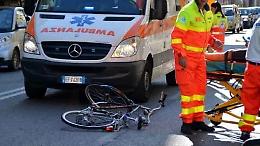 Bambino investito in bicicletta in corso XXV Aprile: via in codice giallo