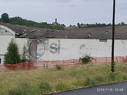 Robella: preoccupazione per quel tetto in amianto bucato dalla grandine all'ex Sicer