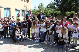 Dopo i lavori al tetto e agli infissi tornano a lezione i bimbi della Oberdan