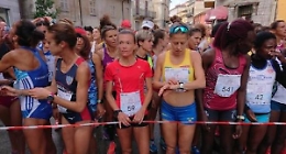 Italiani di podismo su strada a Canelli: quasi 1000 al via fra tanti imprevisti