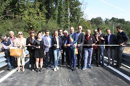 Asti: aperto il nuovo ponte sul rio Navissano