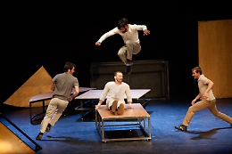 Con "Intarsi" quattro acrobati in scena a Montiglio