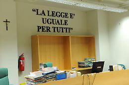 Asti, leggere una sentenza prima che parli l'avvocato dell'imputato non &egrave; reato: archiviato il caso del giudice Amerio