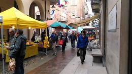 In corso a Nizza Monferrato la Fiera di San Carlo tra golosit&agrave; ed eccellenze gastronomiche