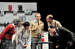 Con "Zuppa di latte" riprendono gli spettacoli teatrali al Balbo di Canelli