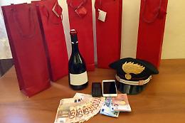 Truffe ai ristoranti con prenotazioni fantasma e fornitura di vini costosi