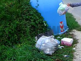 A Nizza stretta sull'abbandono abusivo di spazzatura