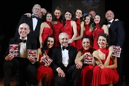 Al Teatro Sociale di Nizza la piccola storia dei canti natalizi con la Banda 328