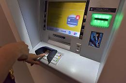 Asti, donna ipovedente accusa la sua amica-badante di averle rubato soldi