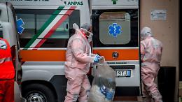 Coronavirus, gli Amis d'la Pera lanciano sottoscrizione per "vestire" i volontari della Croce Verde