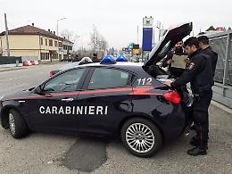 Alle 9 del mattino in giro: &ldquo;Aspetto che apra la farmacia&rdquo;, denunciato dai carabinieri