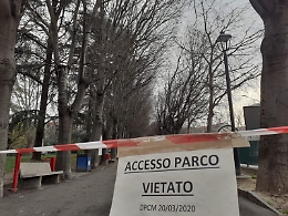 Bollettino, scendono contagi e decessi