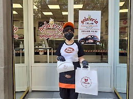 Asti, dal Muretto il gelato direttamente a casa vostra (o sulla soglia della gelateria)