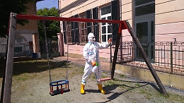 Vigili del fuoco in aiuto ai Comuni del Sud astigiano per sanificare i luoghi pubblici