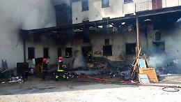 Isola d'Asti, a fuoco tettoia esterna dell'ex mulino