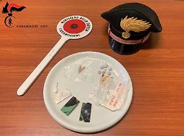 Castelnuovo Don Bosco, droga party in una seconda casa con venti ragazzi denunciati