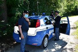 Rave party con oltre 400 giovani sulle rive del Tanaro tra Costigliole d'Asti e San Martino Alfieri: presidio della polizia dalla serata di ieri