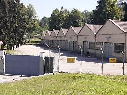 Asti, espulsi dalla polizia 36 tunisini del centro di accoglienza di Castello di Annone