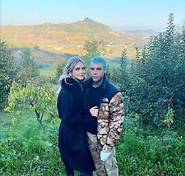 Costigliole d'Asti, Fedez e Chiara Ferragni in cerca di tartufi alla Casa del trifulao
