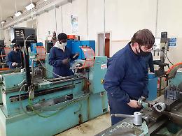 "Avviate le lezioni on line, ma i laboratori continueranno in presenza"