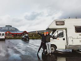 La vita digitale di Emanuela e Matteo: due cuori e un camperlust