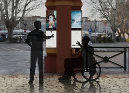 Il rilancio dei Portici Rossi, dalle bacheche digitali inclusive agli eventi culturali