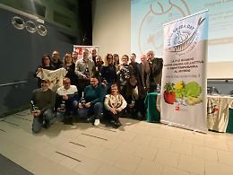 Bagna Cauda Day, premiati i 12 locali pi&ugrave; votati e le scuole che hanno aderito a "Bagna alla lavagna"
