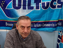 Incinta e precaria, chiamata a firmare per l'assunzione a tempo indeterminato