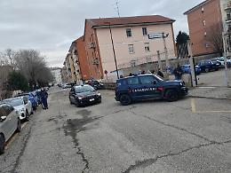 Omicidio di Zoe: la mossa di Alex per sfuggire all'arresto: incolpare un innocente vittima della psicosi collettiva