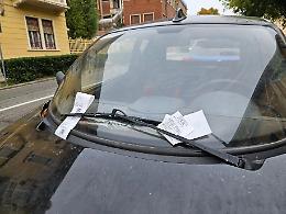 Il disco orario di viale Partigiani raddoppia passando da 30 a 60 minuti