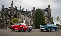 Emozione, tecnologia e connettivit&agrave;: la nuova Audi Q3 e la Q3 Sportback ridefiniscono il suv compatto