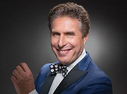 Il comico e illusionista Raul Cremona venerd&igrave; in scena al Teatro Alfieri