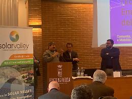 &laquo;L&rsquo;energia rinnovabile delle Cer  per fa muovere le auto di comunit&agrave;&raquo;